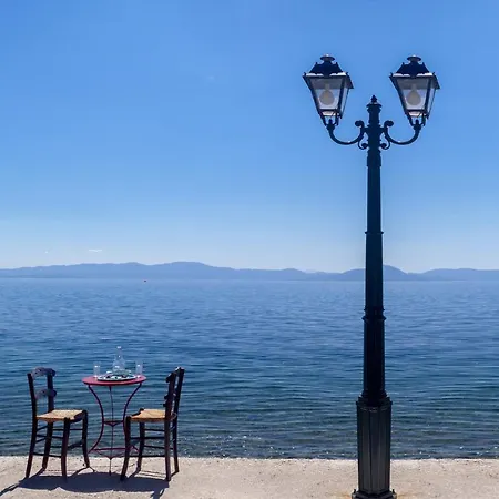 Avgi By The Sea * بلاك كالا