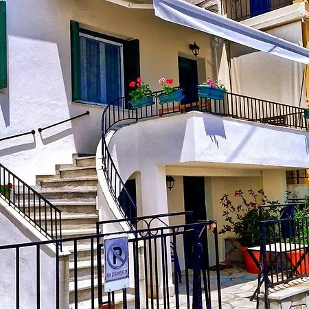 Avgi By The Sea شقة بلاك كالا