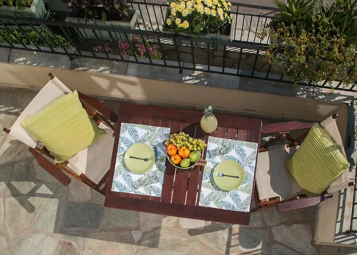 Avgi By The Sea * Kala Nera